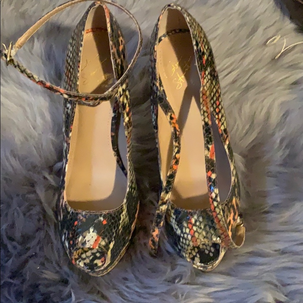 Platform Peep Toe Multi Color Snake Print - image 1